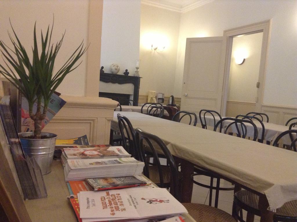 Hotel Acapulco Montpellier Buitenkant foto