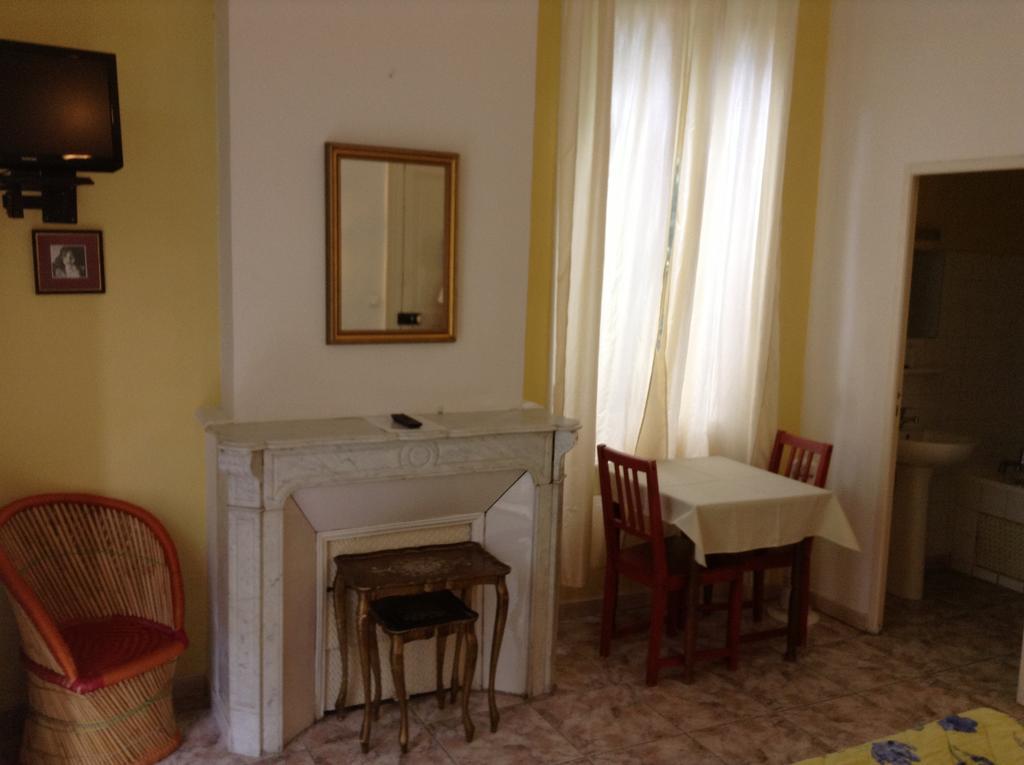Hotel Acapulco Montpellier Buitenkant foto